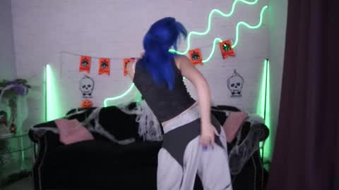 Snapshot of selenairis chatting on October 28, 9:17 pm selenairis online show from October 28, 9:17 pm