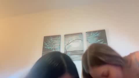 Snapshot of selenamonica chatting on February 6, 6:40 am Selena online show from February 6, 6:40 am