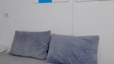 Snapshot of selenarousey chatting on November 15, 7:49 am Selena online show from November 15, 7:49 am