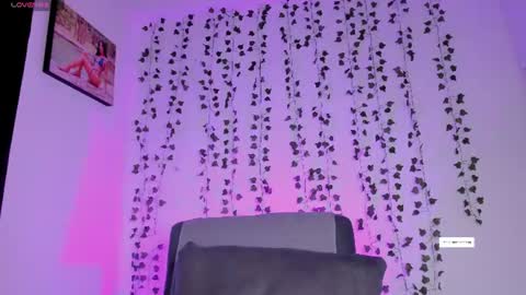 Snapshot of selenastonne chatting on June 19, 10:46 pm selenastonne online show from June 19, 10:46 pm