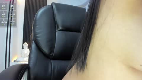 selene_diior online show from July 30, 10:25 am