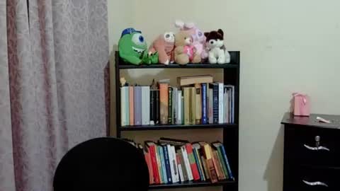 Snapshot of selene_hebe chatting on July 1, 4:03 am selene_hebe online show from July 1, 4:03 am