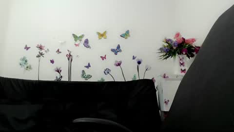 selene online show from June 14, 11:34 am