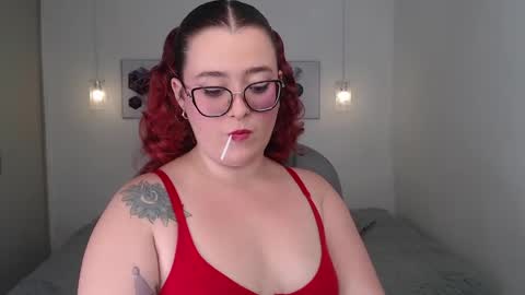 selene_rouse_ online show from May 21, 11:23 pm