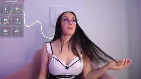 selene_swee online show from June 28, 5:52 pm