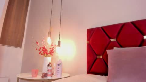 Selene Lujan online show from April 29, 2:37 am