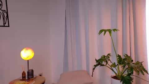 Snapshot of selenenova chatting on July 16, 5:41 pm Selene Nova online show from July 16, 5:41 pm