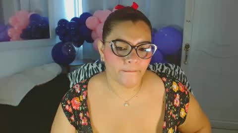 Snapshot of selenna1 chatting on March 5, 2:45 pm Selenna1 online show from March 5, 2:45 pm