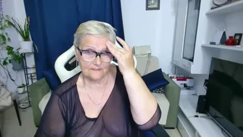 Selenna online show from May 9, 5:51 pm