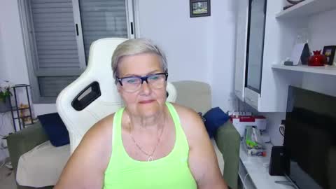 Selenna online show from May 15, 10:17 pm