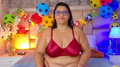 Snapshot of selennacooper chatting on June 23, 12:03 pm Selenna Cooper online show from June 23, 12:03 pm
