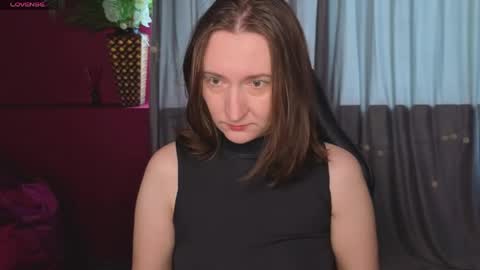 selestiasonata online show from May 29, 1:58 am