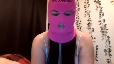 Snapshot of selfcaregirl chatting on October 19, 11:05 pm Lauren online show from October 19, 11:05 pm