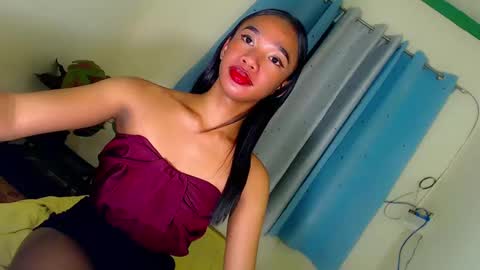 Snapshot of selfsuckercum69 chatting on January 18, 8:51 pm Jessy online show from January 18, 8:51 pm