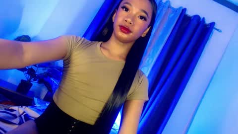 Snapshot of selfsuckercum69 chatting on February 21, 5:42 pm Jessy online show from February 21, 5:42 pm