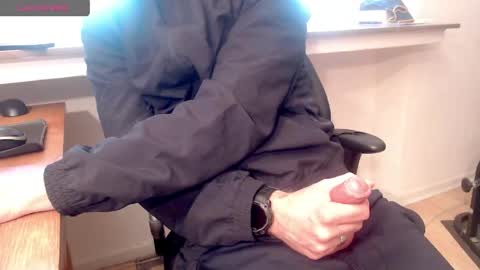 Snapshot of selfsuckermbb chatting on May 20, 6:14 pm selfsuckermbb online show from May 20, 6:14 pm
