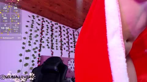 Snapshot of selina_lovers_ chatting on December 5, 3:37 am Selina online show from December 5, 3:37 am