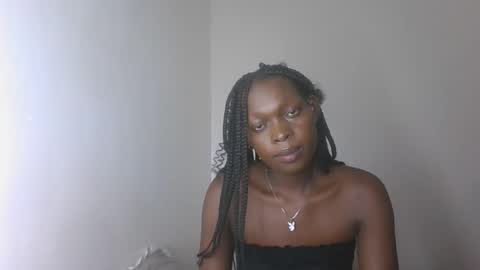 sellinprinces online show from November 10, 12:15 pm