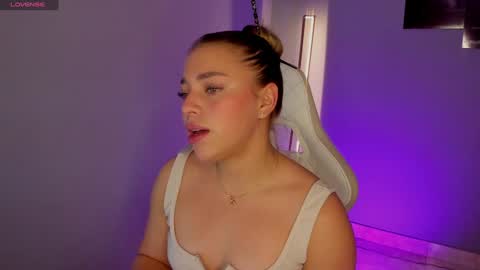 Selyn online show from December 2, 1:02 pm