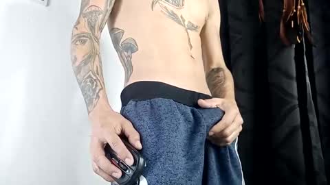 Snapshot of sem_alas chatting on February 1, 4:03 am sem_alas online show from February 1, 4:03 am