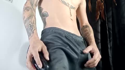 Snapshot of sem_alas chatting on February 1, 10:23 pm sem_alas online show from February 1, 10:23 pm