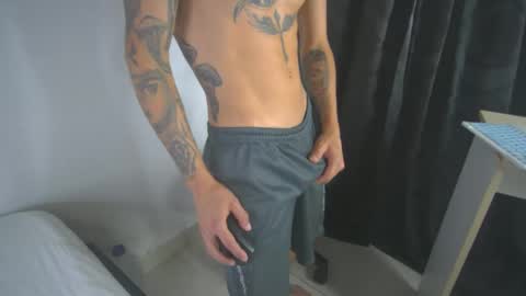 Snapshot of sem_alas chatting on February 22, 2:17 am sem_alas online show from February 22, 2:17 am