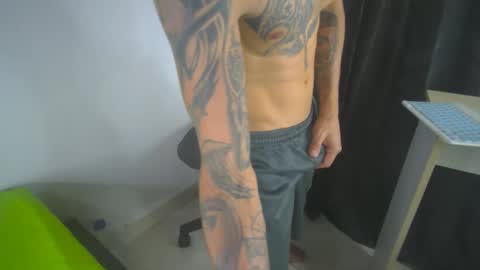 Snapshot of sem_alas chatting on March 3, 12:26 am sem_alas online show from March 3, 12:26 am