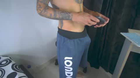 Snapshot of sem_alas chatting on March 9, 7:45 am sem_alas online show from March 9, 7:45 am