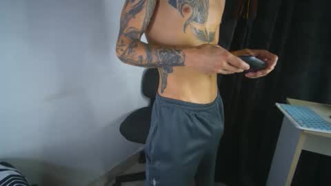 Snapshot of sem_alas chatting on September 30, 1:10 am sem_alas online show from September 30, 1:10 am