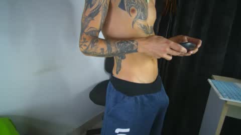 Snapshot of sem_alas chatting on October 11, 1:05 am sem_alas online show from October 11, 1:05 am