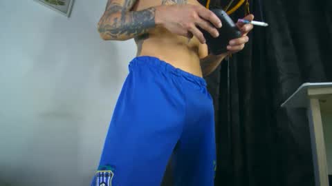 Snapshot of sem_alas chatting on November 1, 11:07 pm sem_alas online show from November 1, 11:07 pm