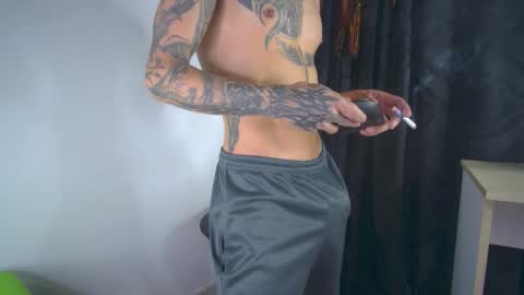 sem_alas online show from February 5, 12:04 am