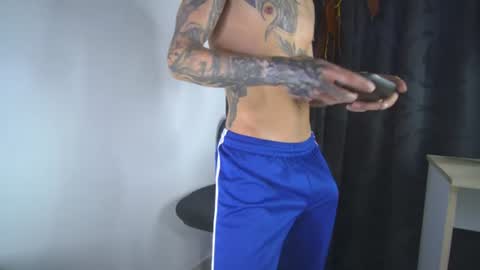 Snapshot of sem_alas chatting on June 14, 9:39 pm sem_alas online show from June 14, 9:39 pm