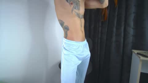Snapshot of sem_alas chatting on July 18, 9:57 am sem_alas online show from July 18, 9:57 am