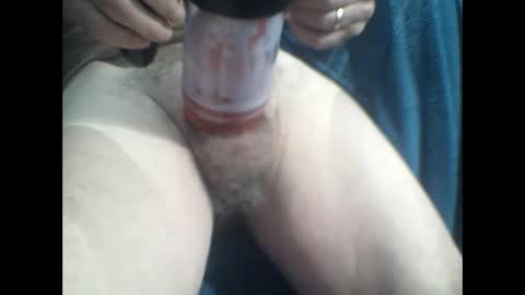 Snapshot of semajstretsa chatting on November 15, 10:37 pm frederick online show from November 15, 10:37 pm