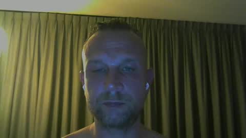 sence08 online show from February 6, 6:44 pm