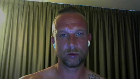 sence08 online show from June 21, 7:05 pm
