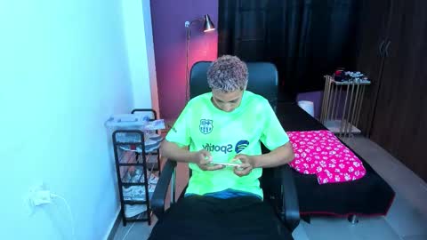 senior_teacher99 online show from January 13, 12:05 am