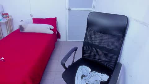 senior_teacher99 online show from February 4, 12:16 am