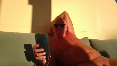 Snapshot of seniorfuntime1556 chatting on October 3, 5:10 pm Summiteer online show from October 3, 5:10 pm