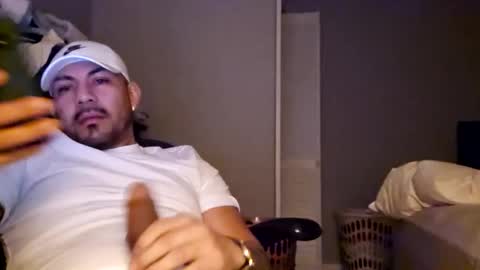 Snapshot of senor49509 chatting on December 14, 8:41 am senor49509 online show from December 14, 8:41 am