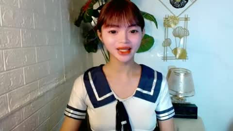 Snapshot of sensational_yeng chatting on June 27, 5:40 pm sensational_yeng online show from June 27, 5:40 pm