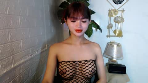 Snapshot of sensational_yeng chatting on July 21, 3:58 pm sensational_yeng online show from July 21, 3:58 pm