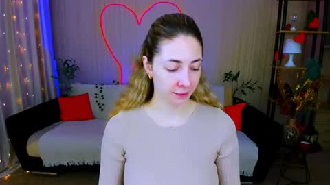 sensitiveheartt online show from April 30, 11:16 am