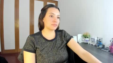 Samantha -  online show from December 6, 8:40 pm