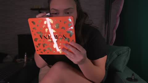 Snapshot of sensual_jassmine chatting on January 20, 9:03 am Jasmine online show from January 20, 9:03 am