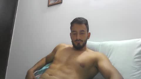 Snapshot of sensual_latiin chatting on March 4, 3:55 am Andres M online show from March 4, 3:55 am