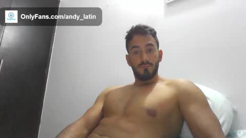 Snapshot of sensual_latiin chatting on March 6, 2:09 am Andres M online show from March 6, 2:09 am