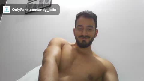 Snapshot of sensual_latiin chatting on March 8, 4:23 am Andres M online show from March 8, 4:23 am