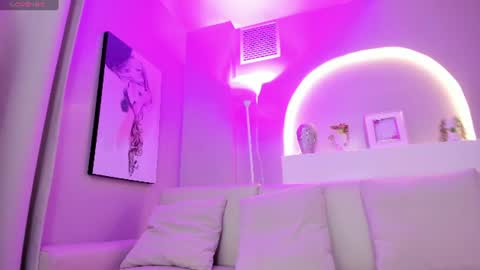 sensual_shanel online show from June 11, 2:53 am